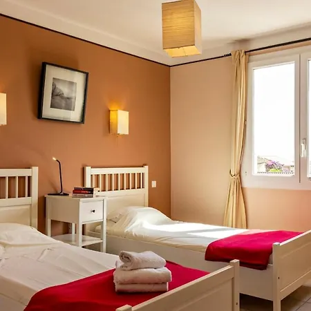Vol - Au - Vent - Cheerful 5-bedroom With Pool