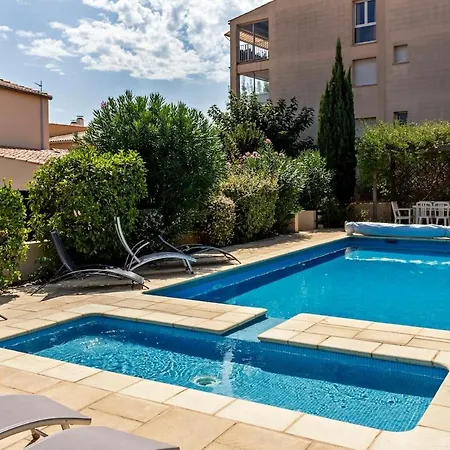 Vol - Au - Vent - Cheerful 5-bedroom With Pool *