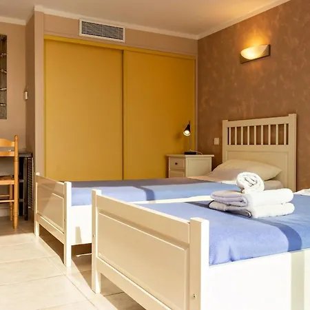 Сasa de vacaciones Vol - Au - Vent - Cheerful 5-bedroom With Pool Marseillan (Herault)